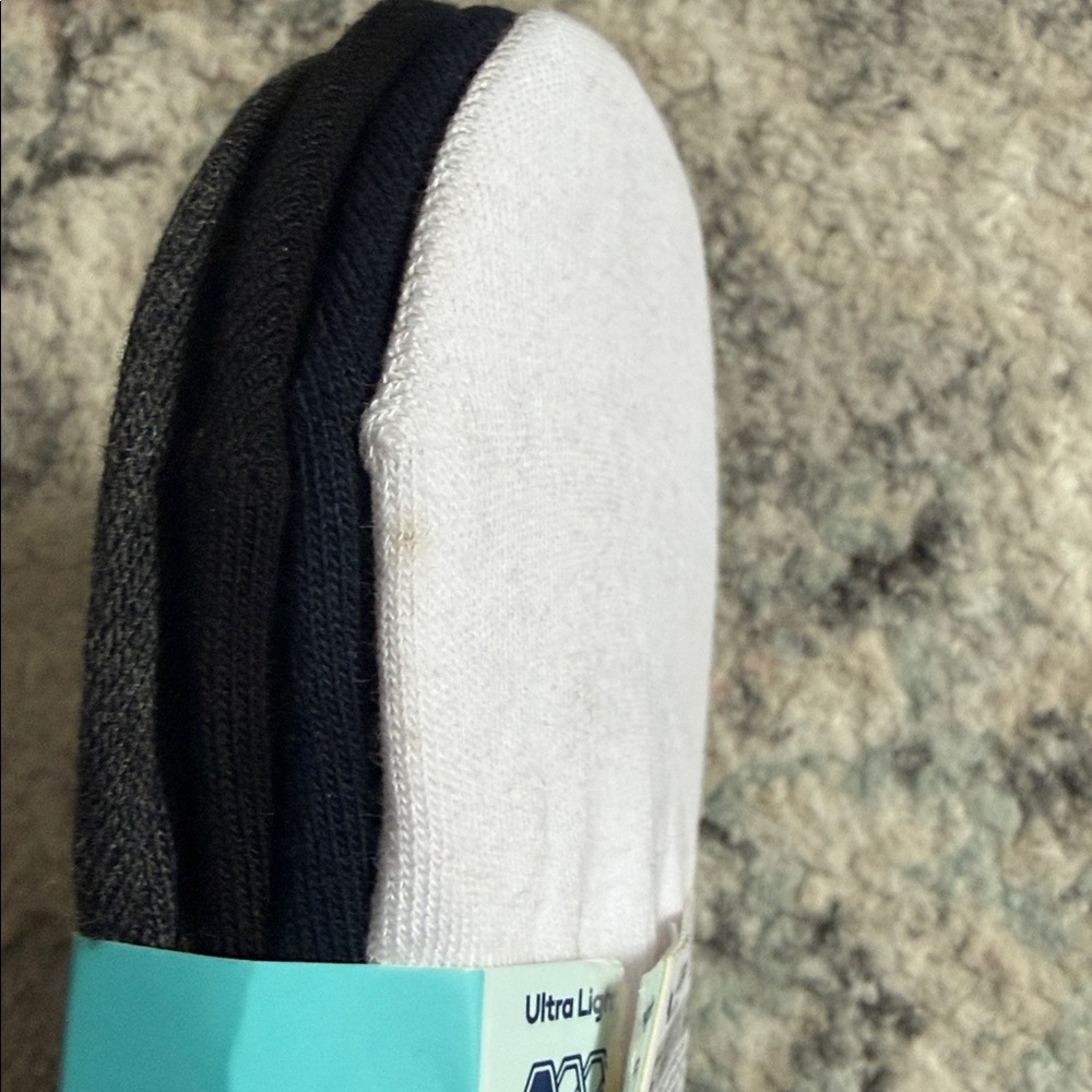 Bombas Lightweight No Show Socks Size Large - Picture 4 of 6